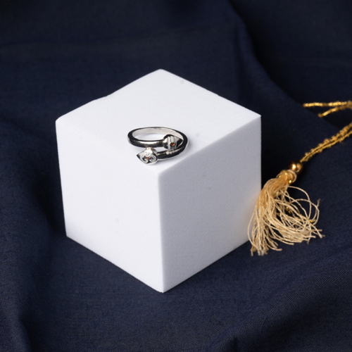 Vel Ring